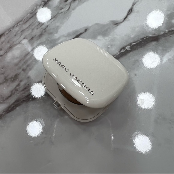 Marc Jacobs Bold Bronze Major Mascara Travel Size Bronzer and Mascara Duo Set - Picture 6 of 9